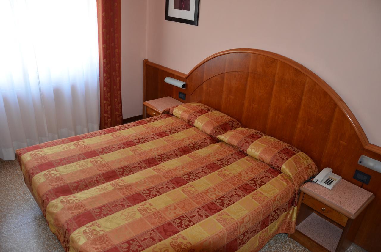 Hotel Lorenzo Celle Ligure Zewnętrze zdjęcie