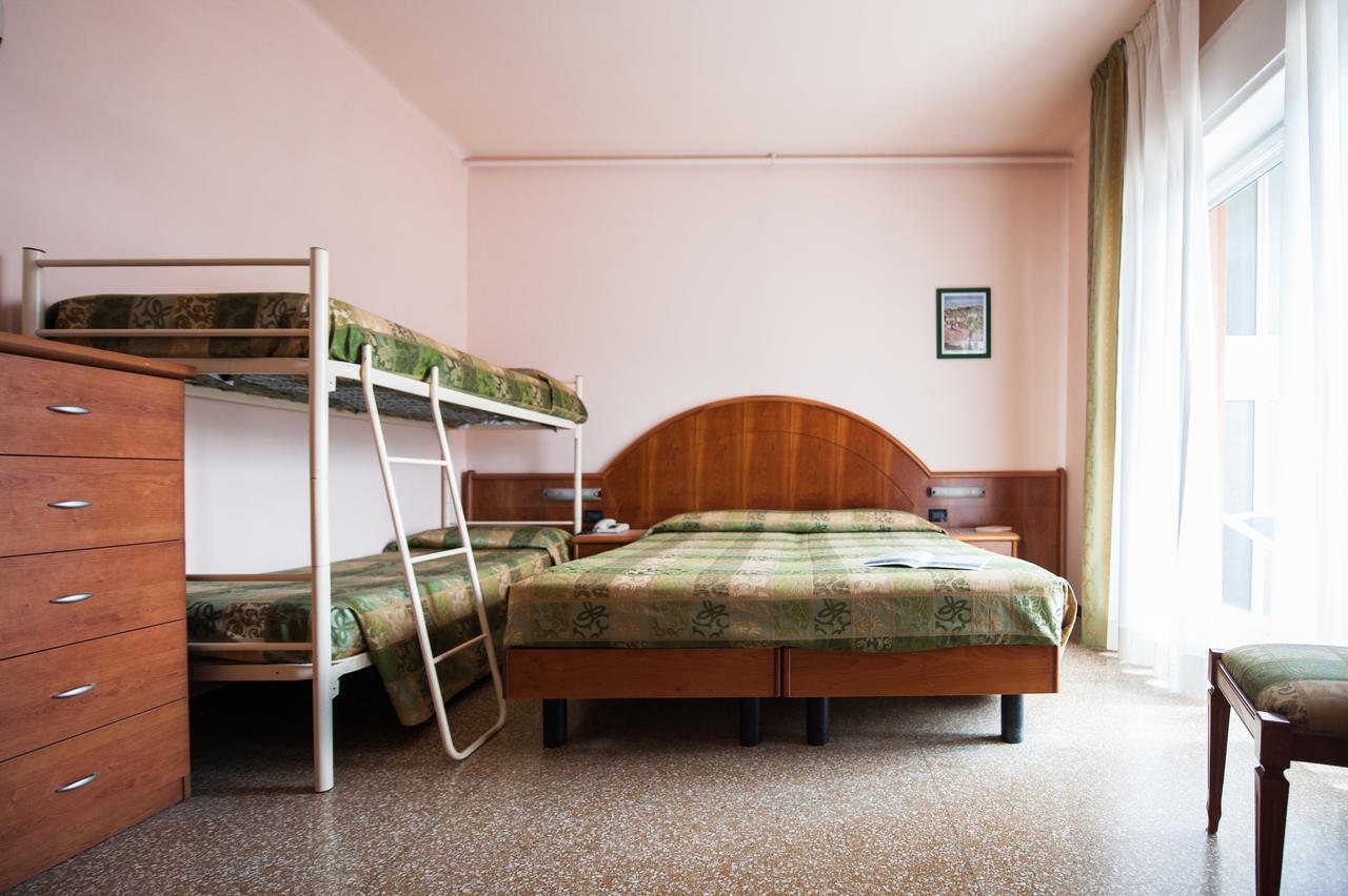 Hotel Lorenzo Celle Ligure Zewnętrze zdjęcie